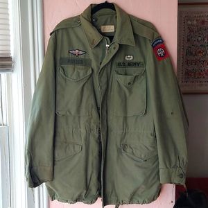 VINTAGE VIETNAM ERA ARMY FIELD JACKET